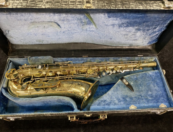 Original Lacquer Cleveland Vintage King Super 20 Tenor Saxophone - Serial # 356440